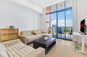 Homebush EventHub Contemporary 2B2B Apt, Sydney